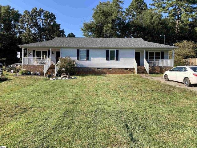 House for sale in Cowpens, South Carolina