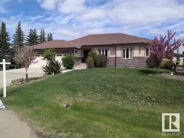 House for sale in Wedgewood, Alberta