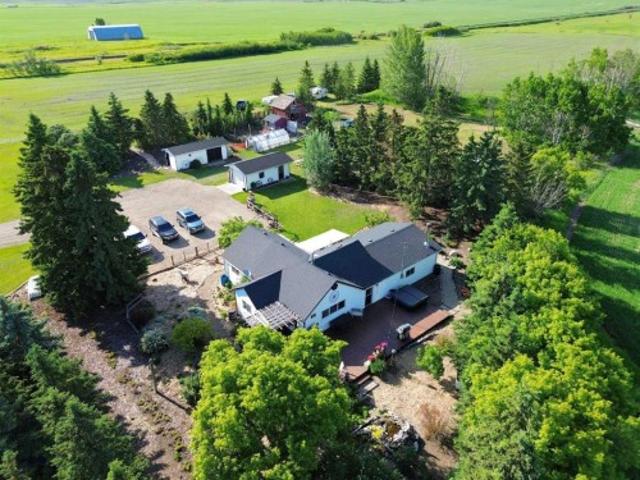 House for sale in Huxley, Alberta