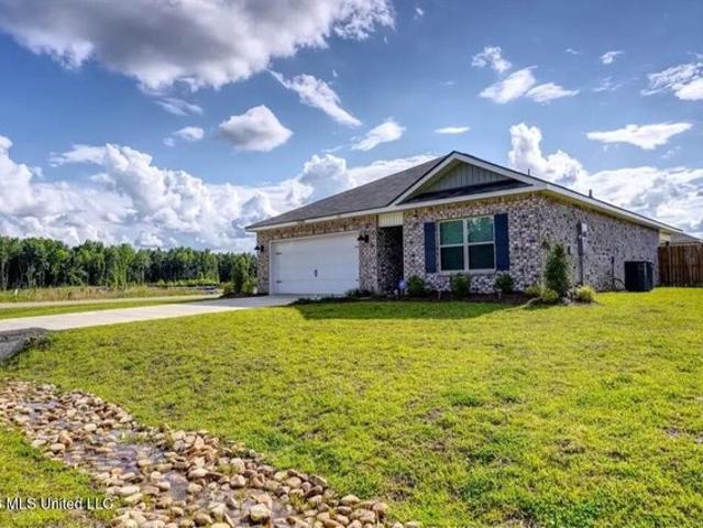 House for sale in Pearl, Mississippi
