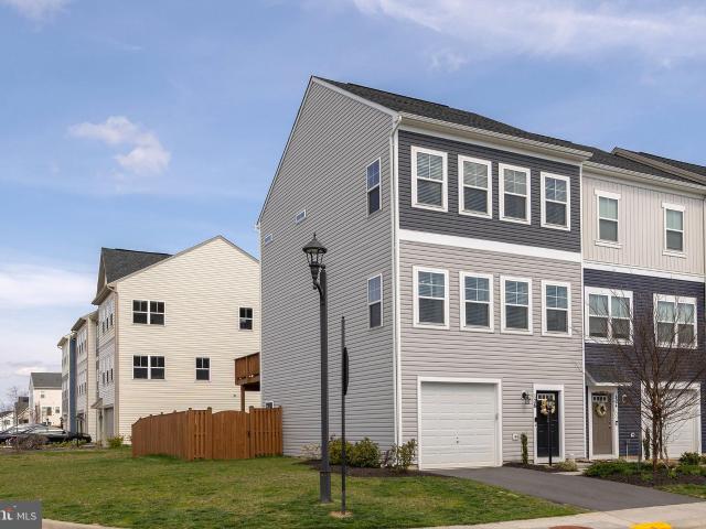 Townhouse for sale in Virginia