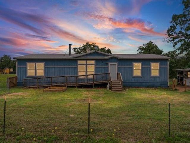 House for sale in Smithville, Texas