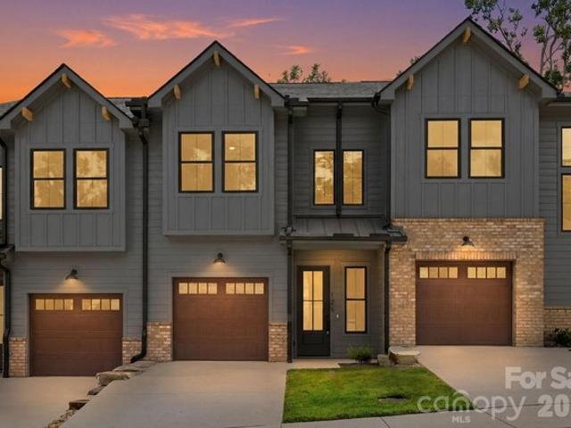 Townhouse for sale in Asheville, North Carolina