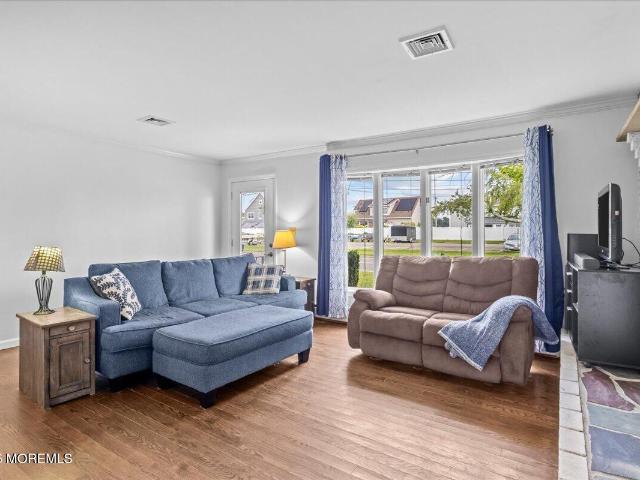 House for sale in Beachwood, New Jersey