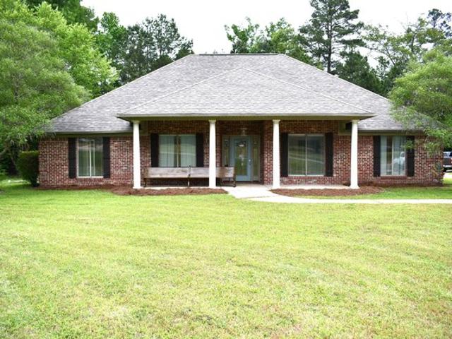 House for sale in Mooreville, Mississippi