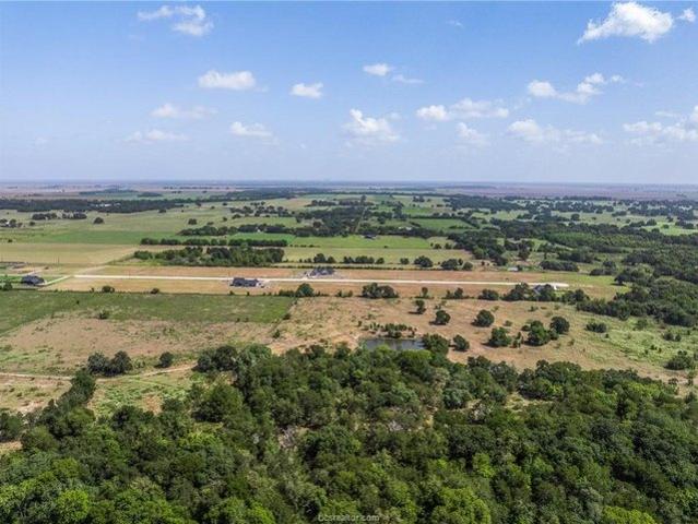 Land for sale in Snook, Texas