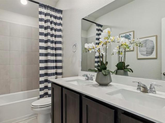 House for sale in Hunt, Texas