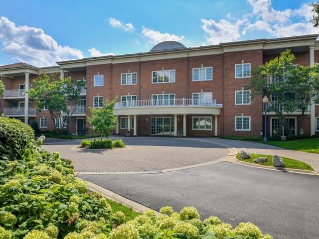Condo for sale in Bloomingdale, Illinois