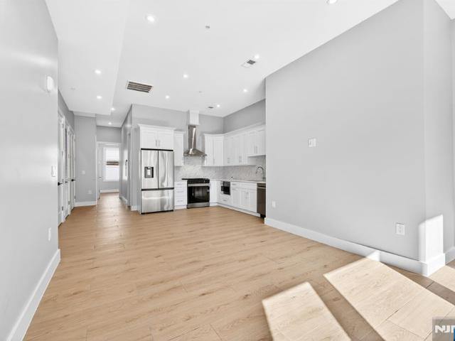 Condo for sale in Hudson, New Jersey