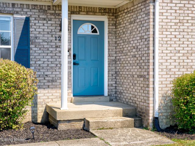 House for sale in Shepherdsville, Kentucky