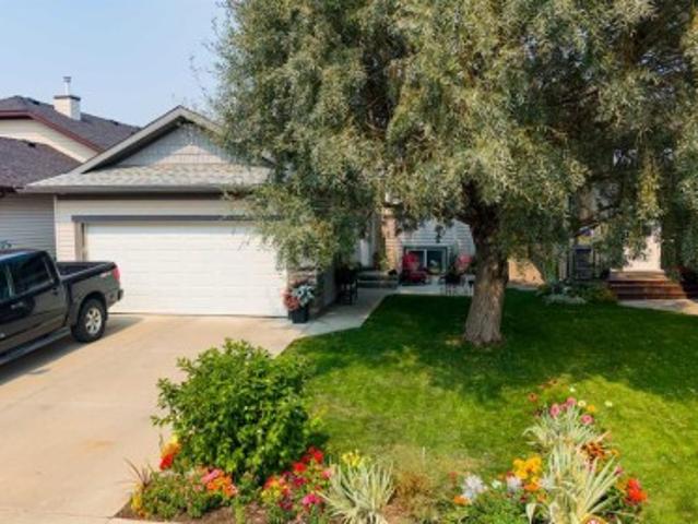 House for sale in Legacy Ridge, Lethbridge