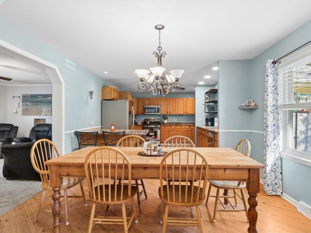 House for sale in Poplar Grove, Boone County