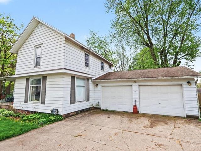 House for sale in Vicksburg, Michigan