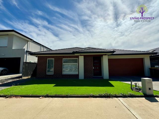 Room for rent in Camerons Creek, Victoria