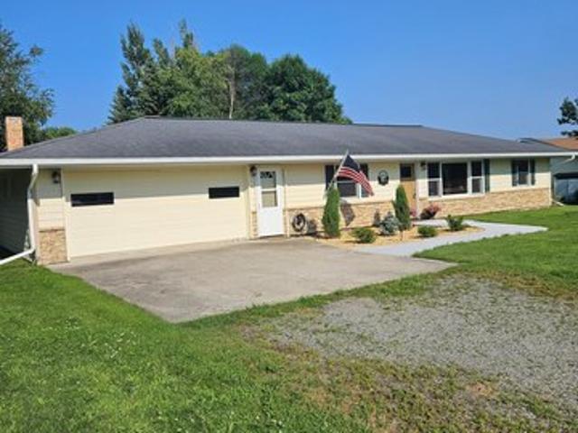House for sale in Warroad, Minnesota