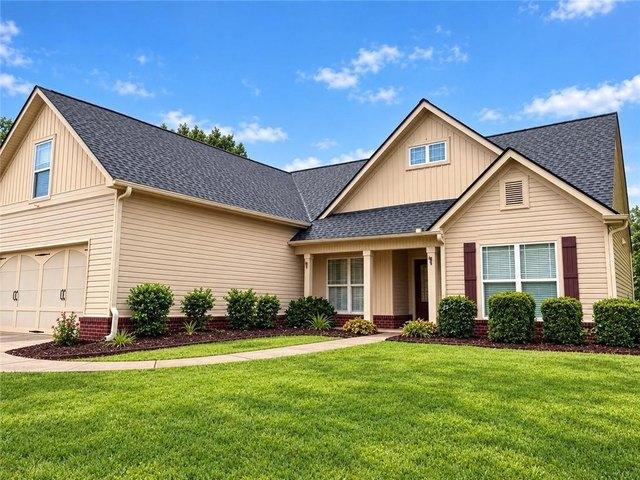 House for sale in Jefferson, Jackson County