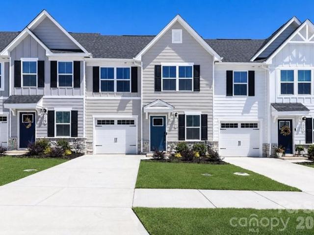 House for sale in Troutman, North Carolina