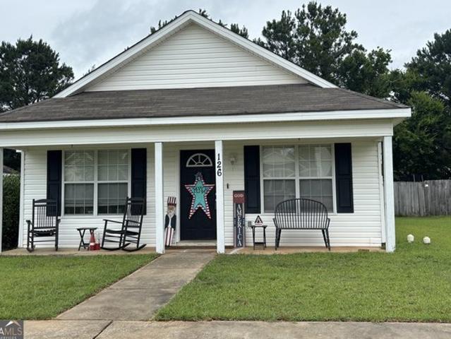 House for sale in Bonaire, Georgia