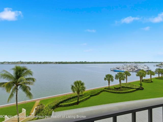 Condo for sale in North Palm Beach, Florida