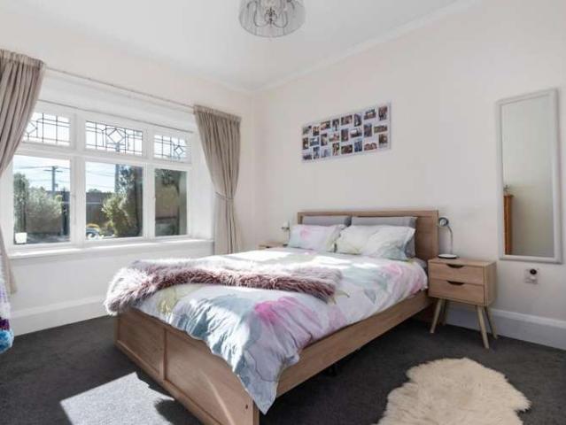 House for sale in Chaslands, Canterbury