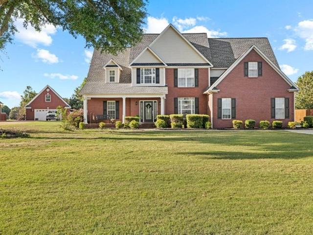 House for sale in Saltillo, Mississippi