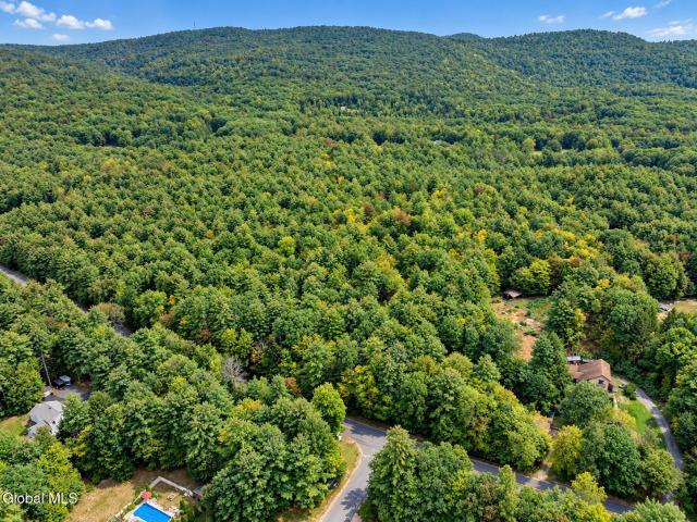 Land for sale in Saratoga, New York