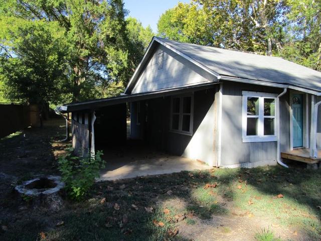 House for sale in De Kalb, Bowie County