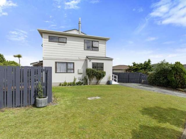 House for sale in Days Bay, Wellington