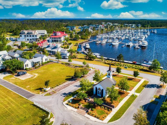 Land for sale in Oriental, North Carolina