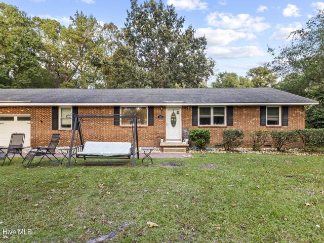 House for sale in Hubert, Onslow County