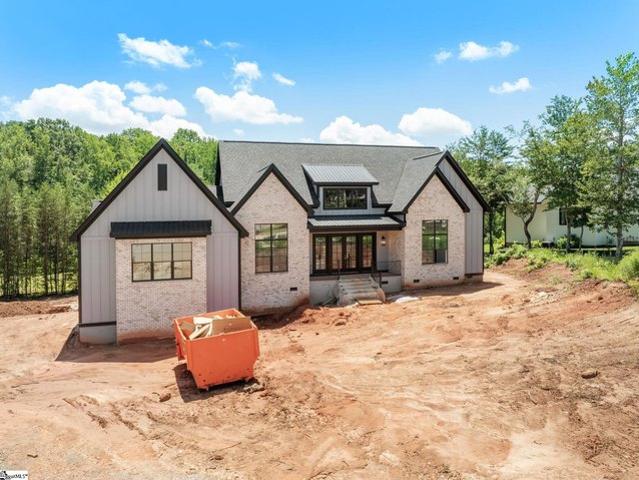 House for sale in Travelers Rest, South Carolina
