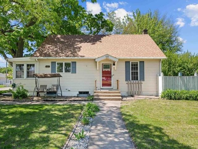 House for sale in Blue Grass, Iowa
