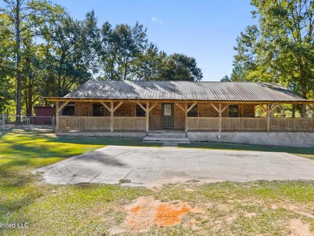House for sale in Lucedale, Mississippi