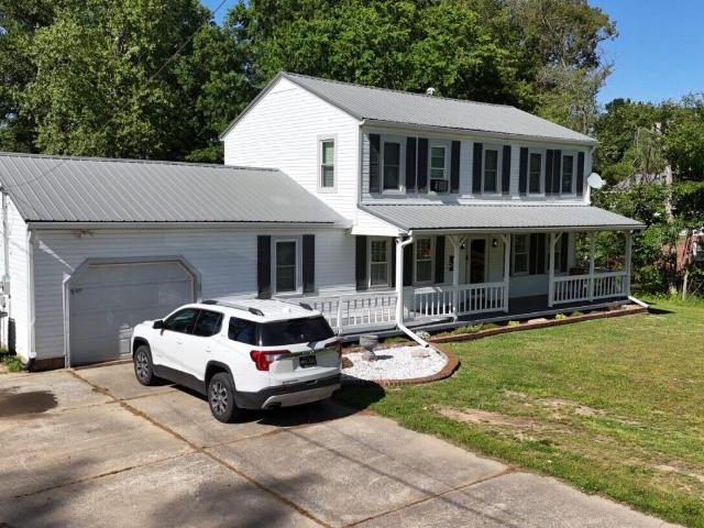 House for sale in Mayfield, Kentucky