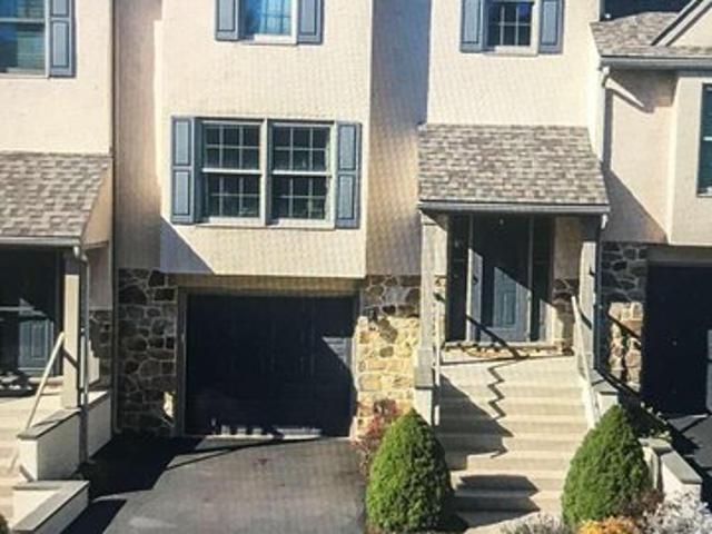 Townhouse for sale in Chester, Pennsylvania