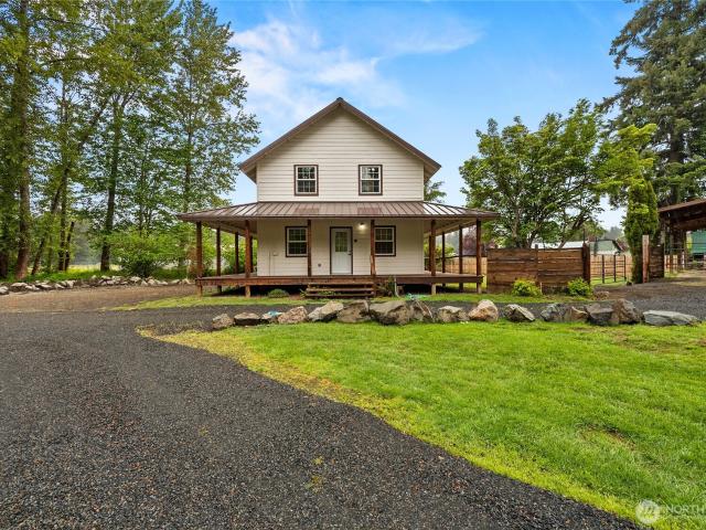 House for sale in Packwood, Washington