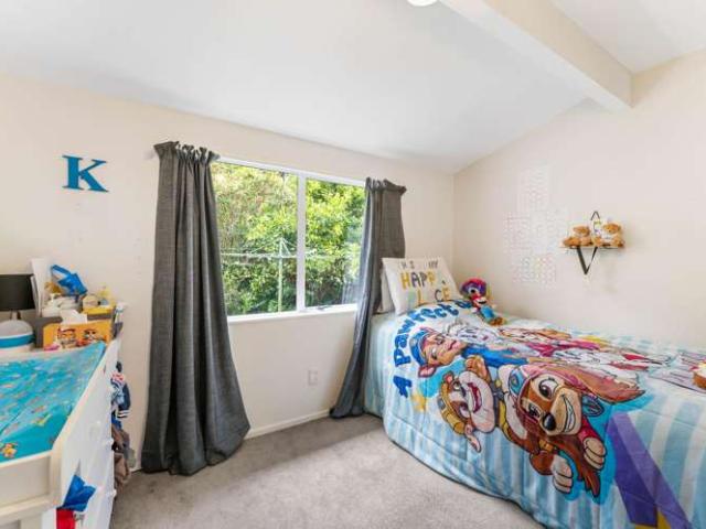 House for sale in Henderson, Henderson-Massey