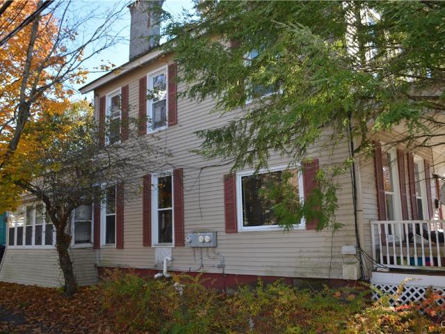 House for sale in Oneida, New York
