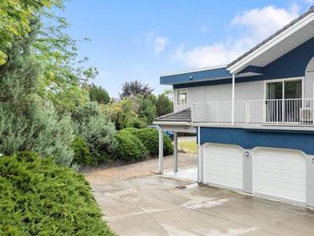 House for sale in Winfield, British Columbia