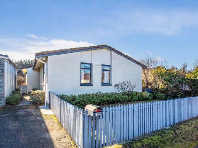 House for sale in Otakou