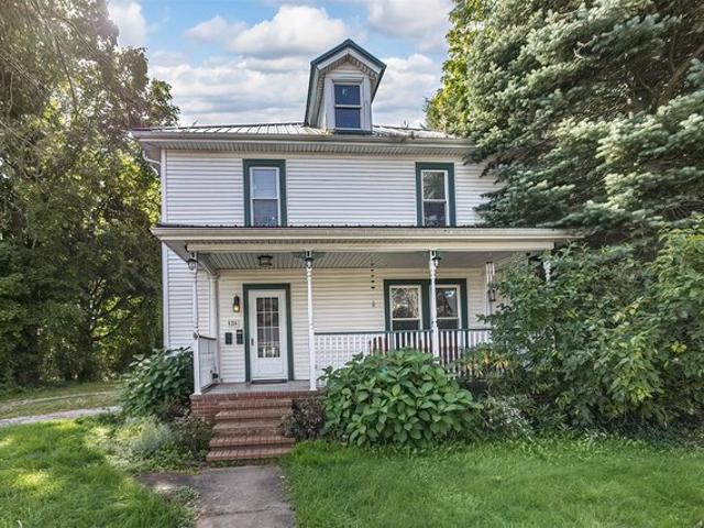House for sale in Edinboro, Pennsylvania