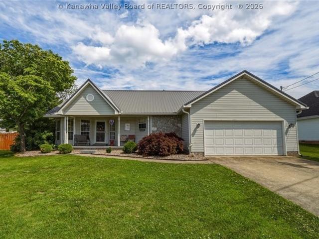 House for sale in Winfield, West Virginia