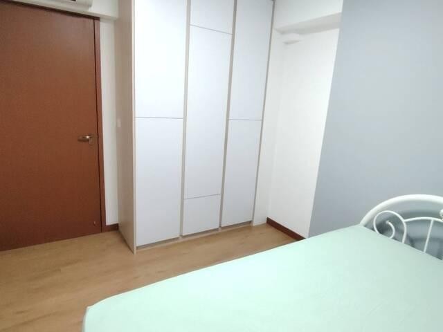 Room for rent in Sembawang, 23 North West