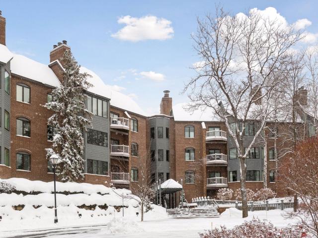 Condo for sale in Hennepin, Minnesota
