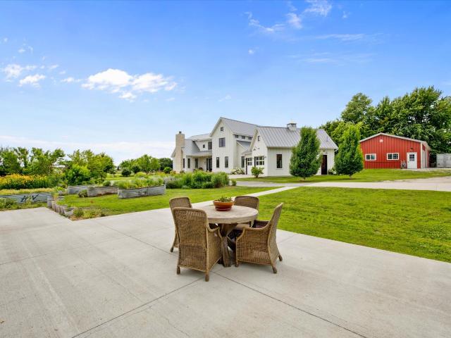 Farm for sale in Ankeny, Polk County