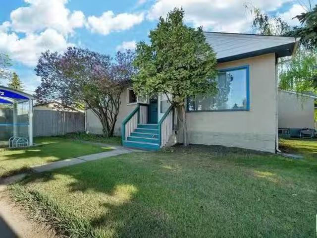 House for sale in Wedgewood, Alberta