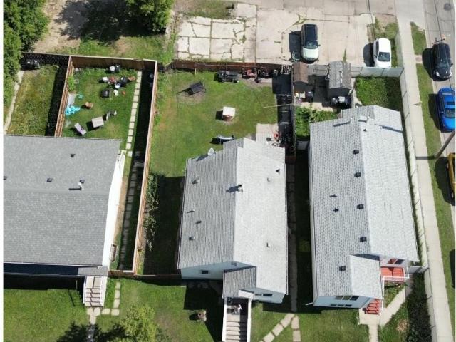 Property for sale in Wedgewood, Alberta