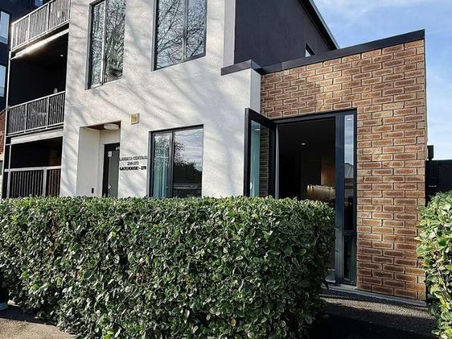 Apartment for rent in Heathcote, Canterbury