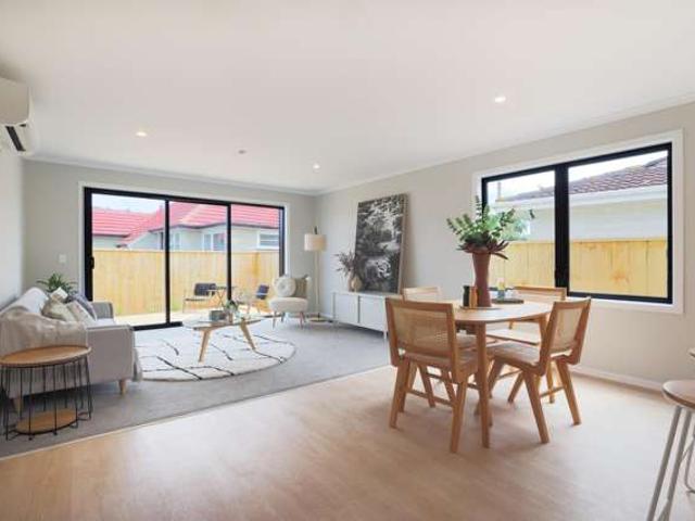 House for sale in Days Bay, Wellington
