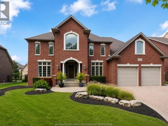 House for sale in Ontario